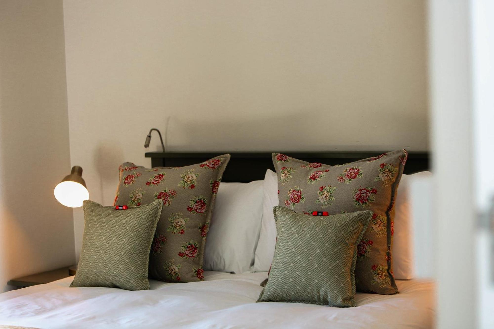 MontMartre Chalets&Guest House Franschhoek Extérieur photo