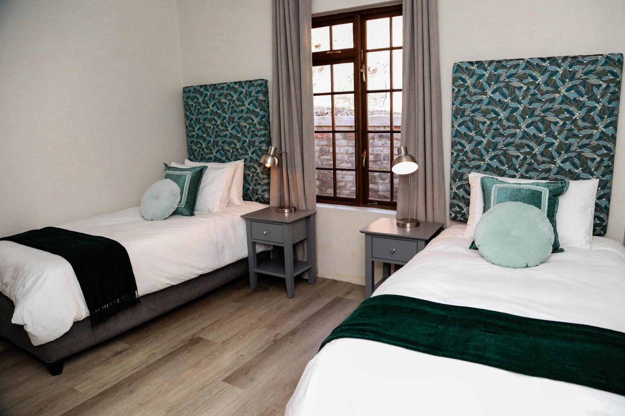 MontMartre Chalets&Guest House Franschhoek Extérieur photo